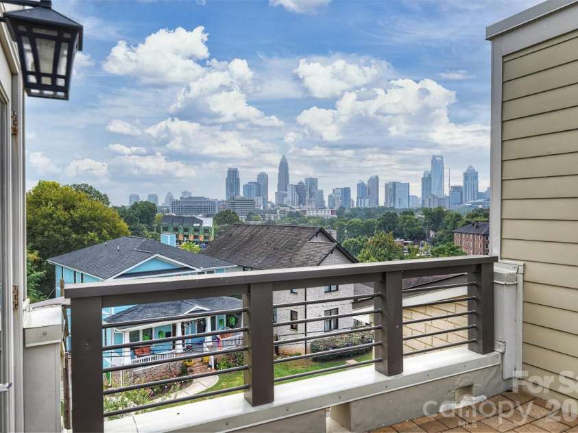 1555 Duckworth Avenue, Charlotte, NC 28208.  MLS# CAR4354738, YatesRealty ID 6868. 
