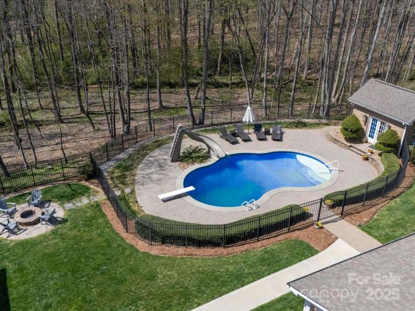 3024 Beaver Dam Drive, Monroe, NC 28110.  MLS# CAR4233437, YatesRealty ID 6869. 