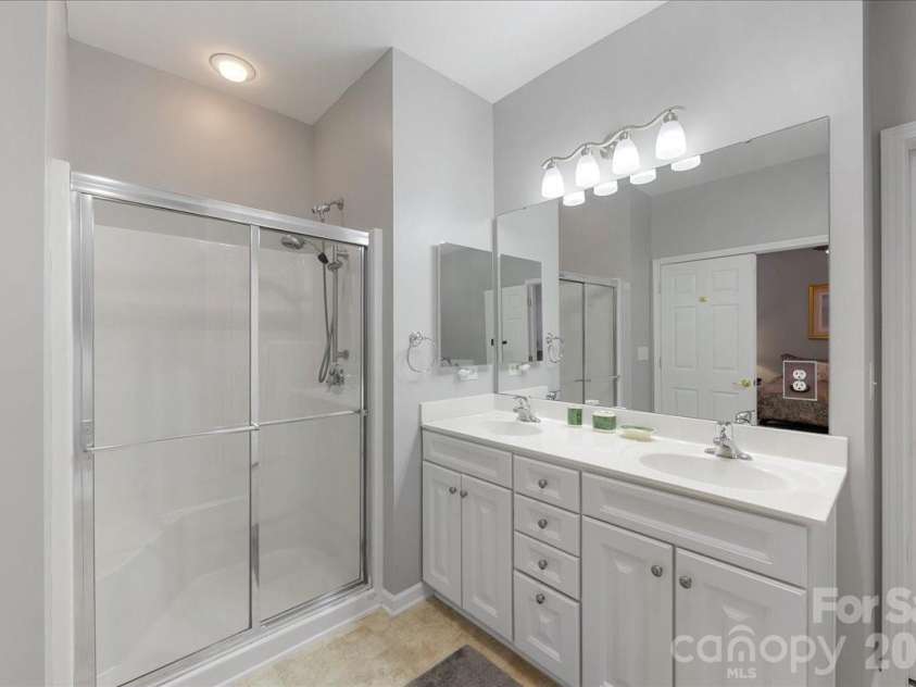 355 Garnet Court, Fort Mill, SC 29708.  MLS# CAR4359316, YatesRealty ID 6869. 