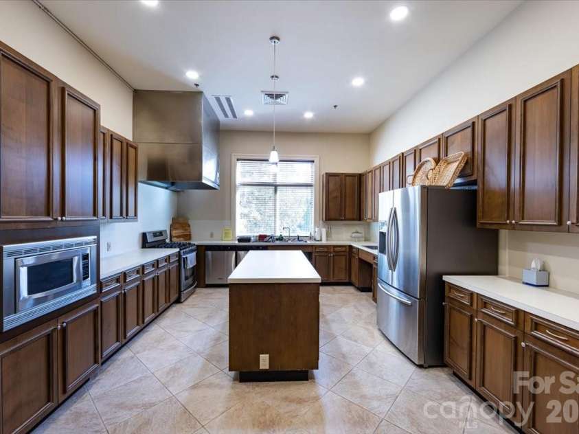355 Garnet Court, Fort Mill, SC 29708.  MLS# CAR4359316, YatesRealty ID 6869. 