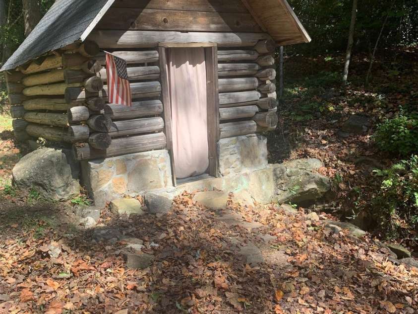 177 Mississippi Road, Black Mountain, NC 28711.  MLS# CAR4205703, YatesRealty ID 687. 