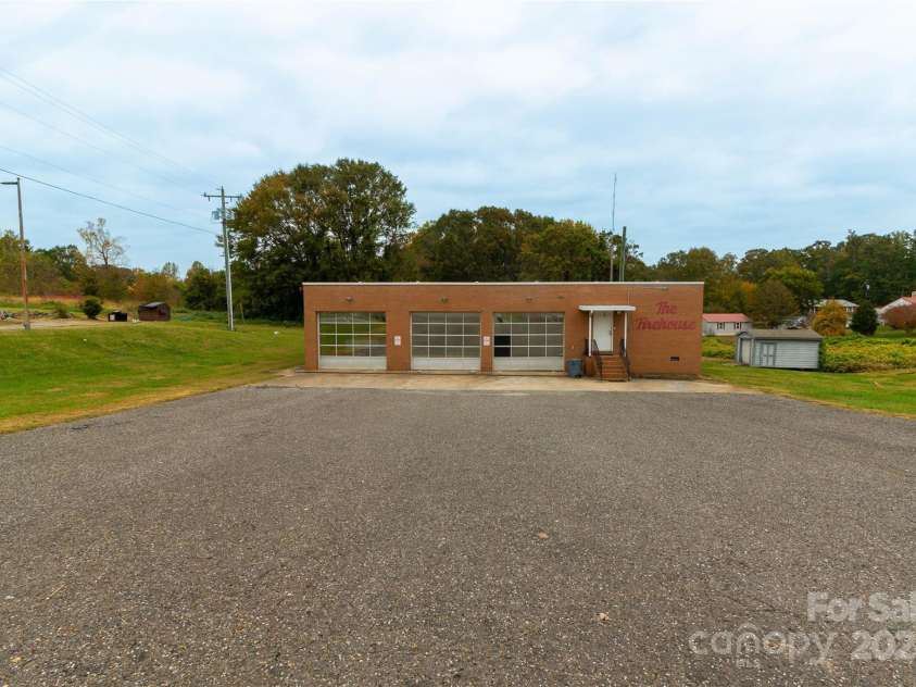 907 Bethlehem Road, Kings Mountain, NC 28086.  MLS# CAR4195798, YatesRealty ID 687. 