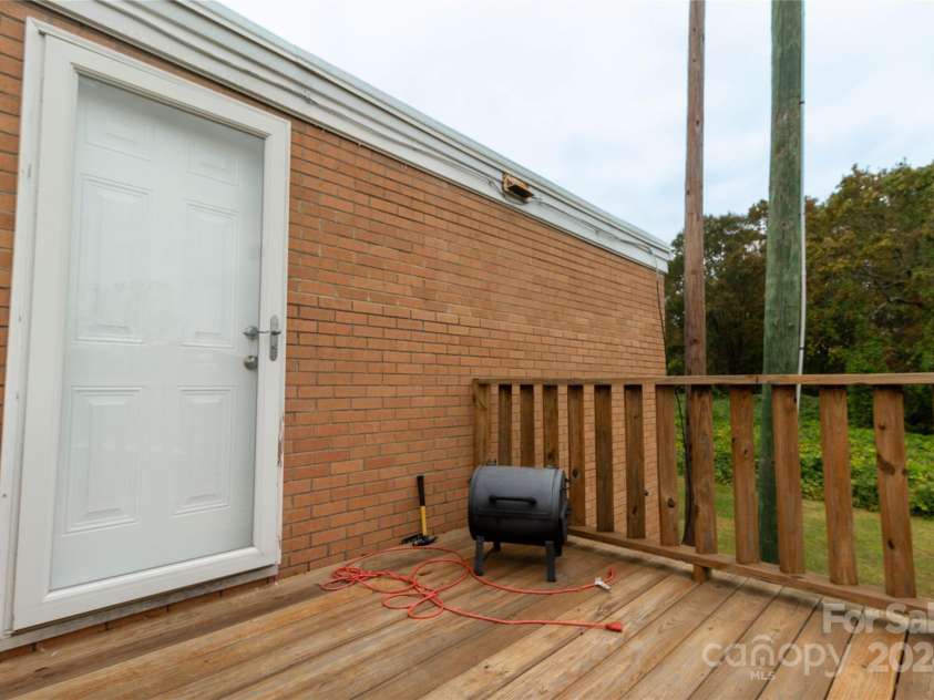 907 Bethlehem Road, Kings Mountain, NC 28086.  MLS# CAR4195798, YatesRealty ID 687. 