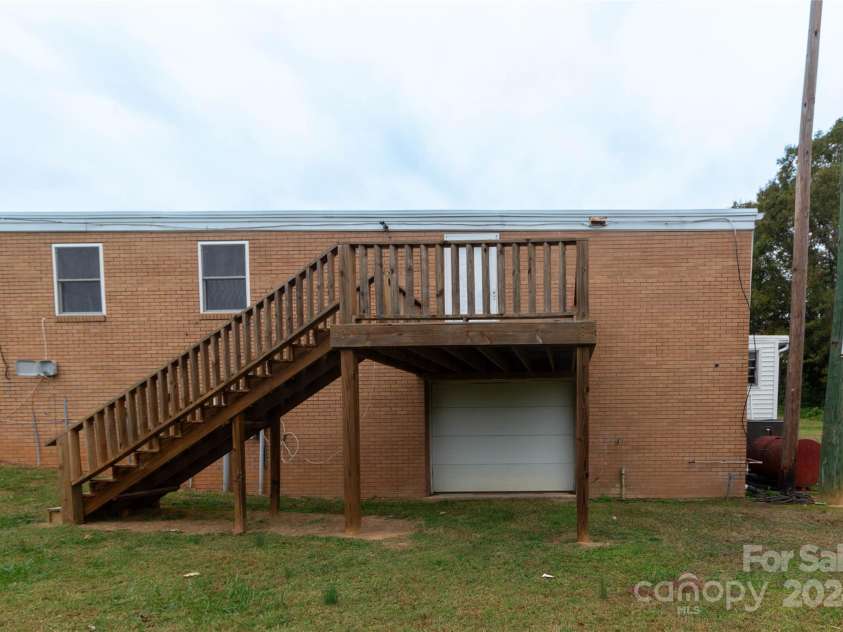 907 Bethlehem Road, Kings Mountain, NC 28086.  MLS# CAR4195798, YatesRealty ID 687. 