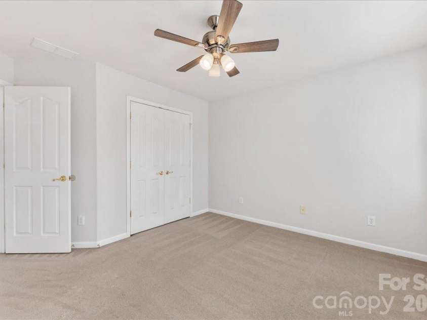 11143 Knight Castle Drive, Charlotte, NC 28277.  MLS# CAR4354916, YatesRealty ID 6871. 2nd Bedroom
