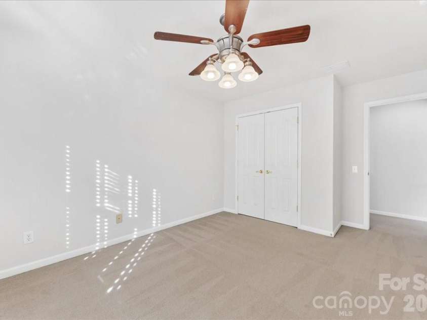 11143 Knight Castle Drive, Charlotte, NC 28277.  MLS# CAR4354916, YatesRealty ID 6871. 3rd Bedroom