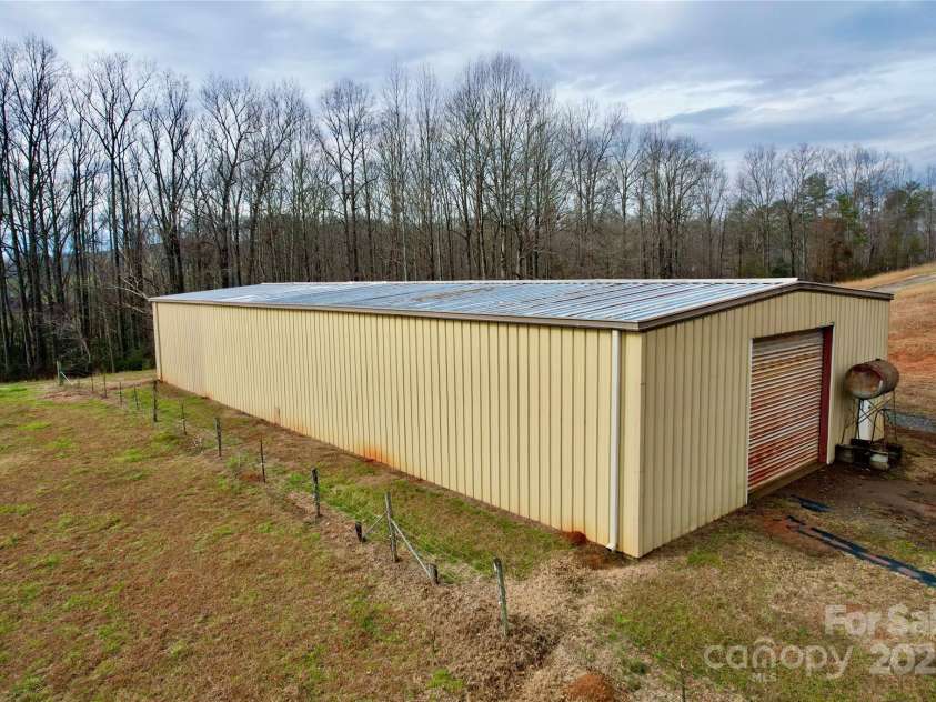 621 Pleasant Grove Road, Rutherfordton, NC 28139.  MLS# CAR4208576, YatesRealty ID 6871. 