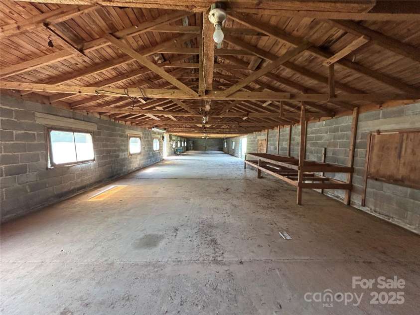 621 Pleasant Grove Road, Rutherfordton, NC 28139.  MLS# CAR4208576, YatesRealty ID 6871. Chicken house #1