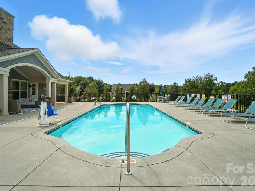 695 Poplar View Drive, Concord, NC 28027.  MLS# CAR4361870, YatesRealty ID 6872. Community Pool