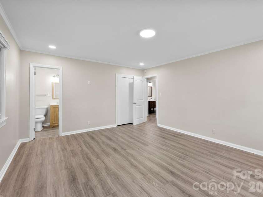 420 Downey Place, Gastonia, NC 28054.  MLS# CAR4357786, YatesRealty ID 6873. Primary looking towards en-suite