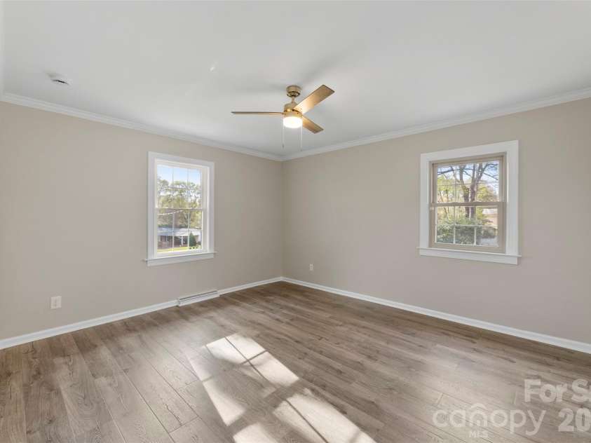 420 Downey Place, Gastonia, NC 28054.  MLS# CAR4357786, YatesRealty ID 6873. Spacious bedroom 3