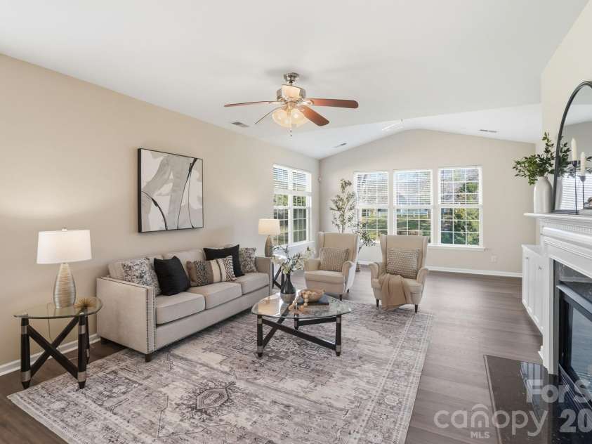 415 Garnet Court, Fort Mill, SC 29708.  MLS# CAR4359202, YatesRealty ID 6874. 