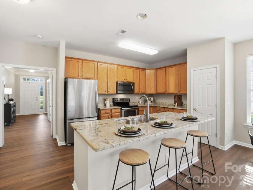 415 Garnet Court, Fort Mill, SC 29708.  MLS# CAR4359202, YatesRealty ID 6874. 