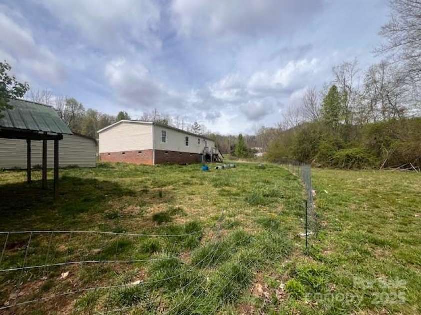 326 Toney Road, Marion, NC 28752.  MLS# CAR4234830, YatesRealty ID 6877. 