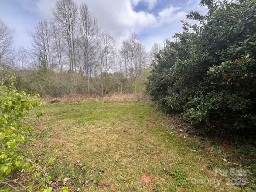 326 Toney Road, Marion, NC 28752.  MLS# CAR4234830, YatesRealty ID 6877. 