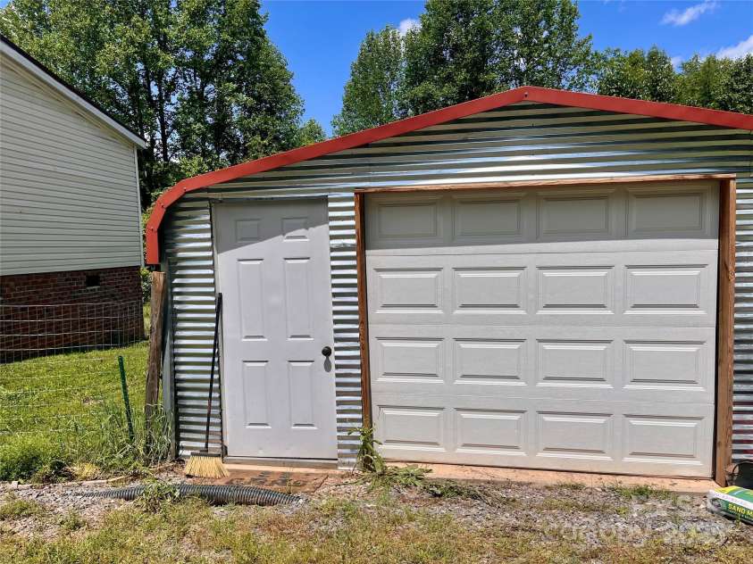 326 Toney Road, Marion, NC 28752.  MLS# CAR4234830, YatesRealty ID 6877. 