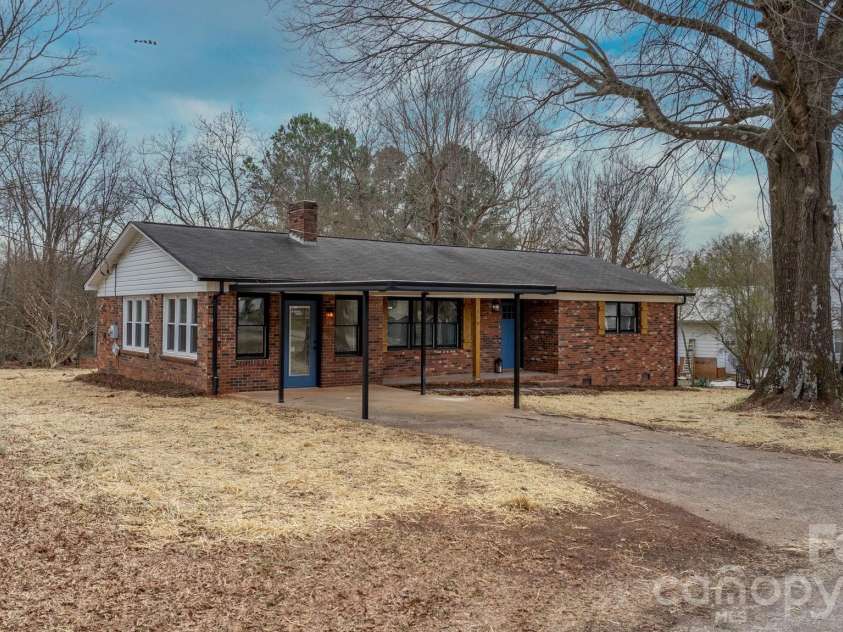 116 Lodge Hall Court, Stony Point, NC 28678.  MLS# CAR4344644, YatesRealty ID 6878. 