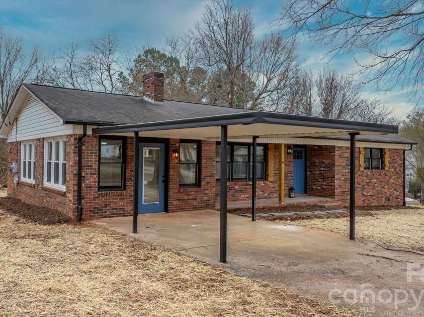 116 Lodge Hall Court, Stony Point, NC 28678.  MLS# CAR4344644, YatesRealty ID 6878. 