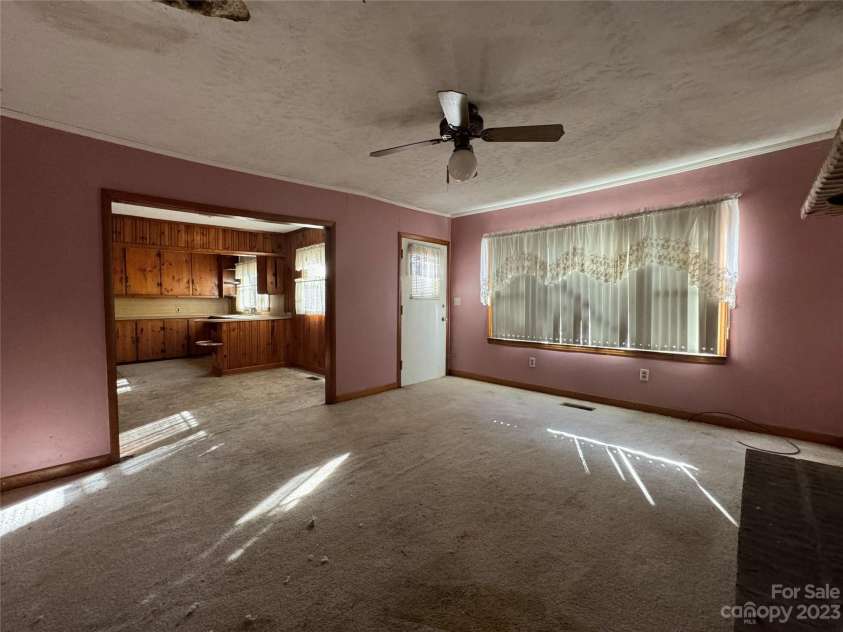 201 Belt Drive, Gastonia, NC 28056.  MLS# CAR4091607, YatesRealty ID 6878. 