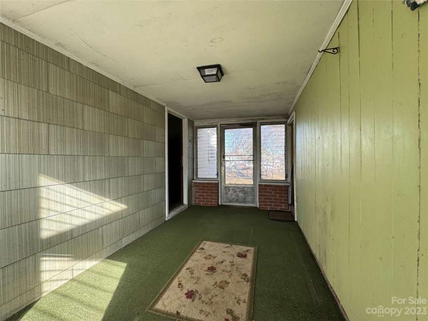 201 Belt Drive, Gastonia, NC 28056.  MLS# CAR4091607, YatesRealty ID 6878. 