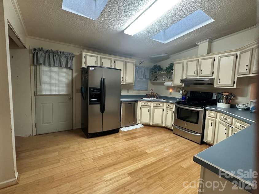 1520 Weaver Road, China Grove, NC 28023.  MLS# CAR4349747, YatesRealty ID 6879. Kitchen