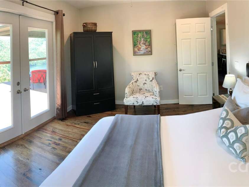 1628 Round Hill Road, Bryson City, NC 28713.  MLS# CAR4181322, YatesRealty ID 6879. 