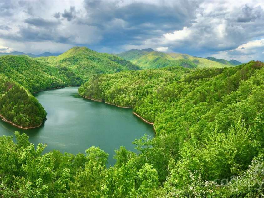 1628 Round Hill Road, Bryson City, NC 28713.  MLS# CAR4181322, YatesRealty ID 6879. 