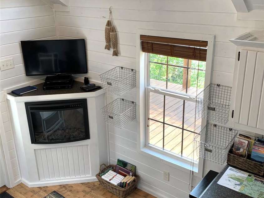 1628 Round Hill Road, Bryson City, NC 28713.  MLS# CAR4181322, YatesRealty ID 6879. Tiny Tuck