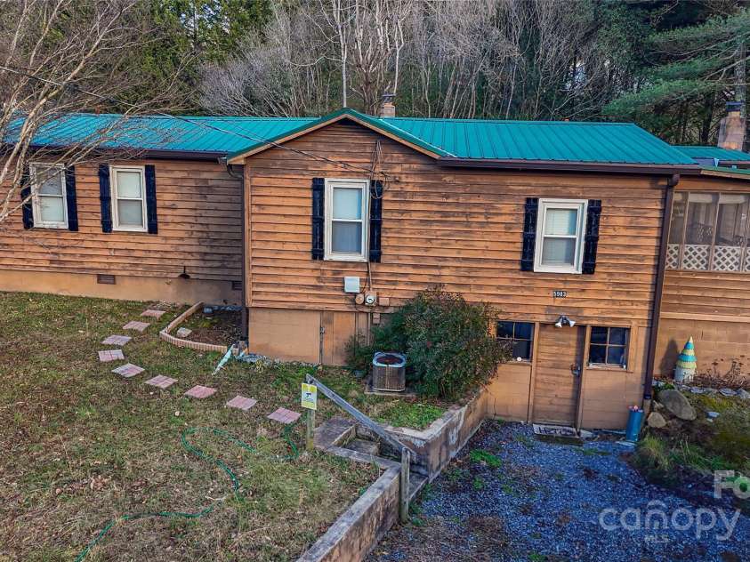5983 Bollinger Loop, Morganton, NC 28655.  MLS# CAR4211596, YatesRealty ID 688. 