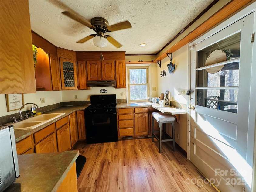 5983 Bollinger Loop, Morganton, NC 28655.  MLS# CAR4211596, YatesRealty ID 688. 