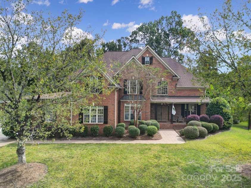 827 Abilene Lane, Fort Mill, SC 29715.  MLS# CAR4310286, YatesRealty ID 6880. 