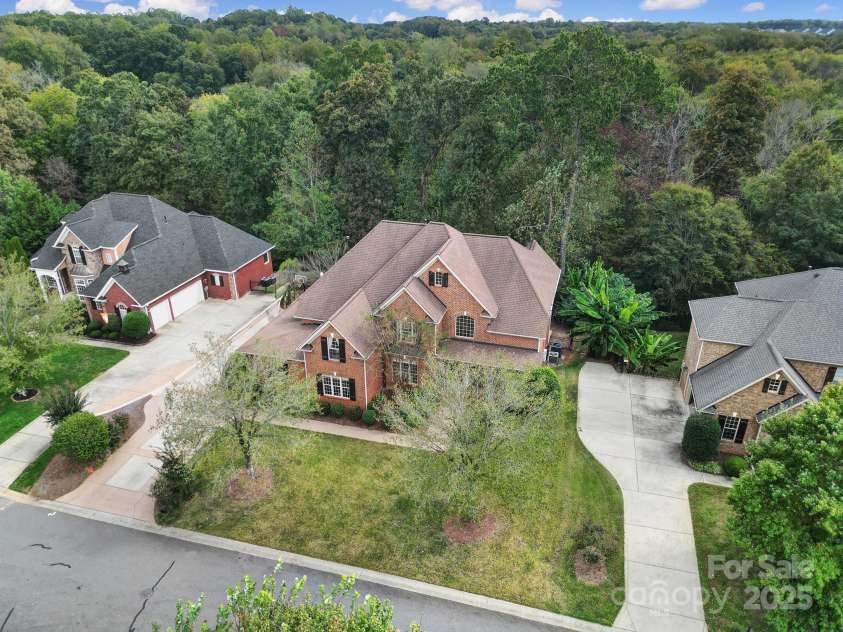827 Abilene Lane, Fort Mill, SC 29715.  MLS# CAR4310286, YatesRealty ID 6880. 