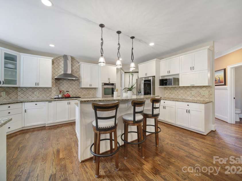 827 Abilene Lane, Fort Mill, SC 29715.  MLS# CAR4310286, YatesRealty ID 6880. 