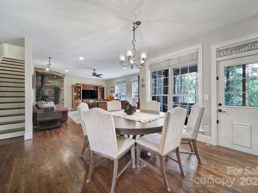827 Abilene Lane, Fort Mill, SC 29715.  MLS# CAR4310286, YatesRealty ID 6880. 