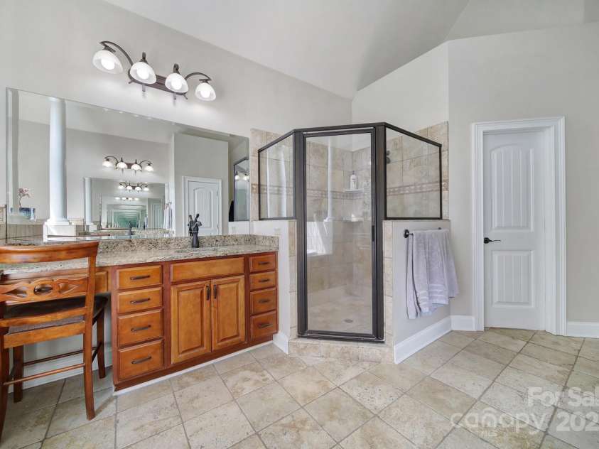 827 Abilene Lane, Fort Mill, SC 29715.  MLS# CAR4310286, YatesRealty ID 6880. 