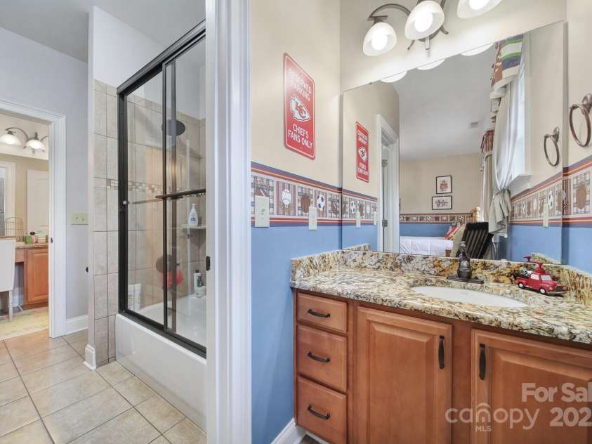 827 Abilene Lane, Fort Mill, SC 29715.  MLS# CAR4310286, YatesRealty ID 6880. 