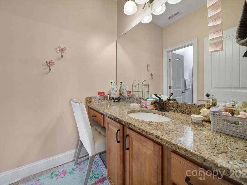 827 Abilene Lane, Fort Mill, SC 29715.  MLS# CAR4310286, YatesRealty ID 6880. 