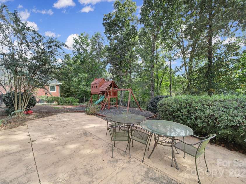 827 Abilene Lane, Fort Mill, SC 29715.  MLS# CAR4310286, YatesRealty ID 6880. 