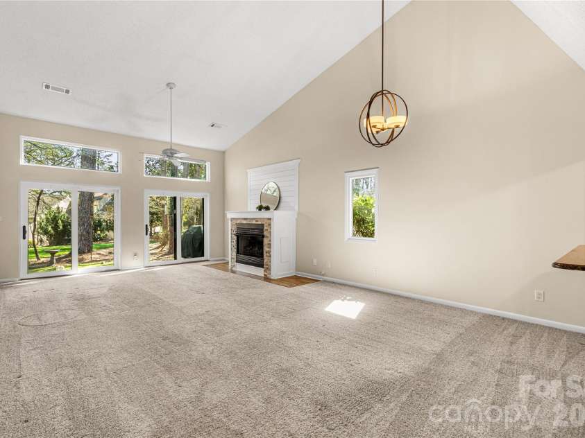 141 Greenridge Road, Clover, SC 29710.  MLS# CAR4357708, YatesRealty ID 6882. 