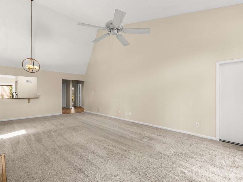141 Greenridge Road, Clover, SC 29710.  MLS# CAR4357708, YatesRealty ID 6882. 