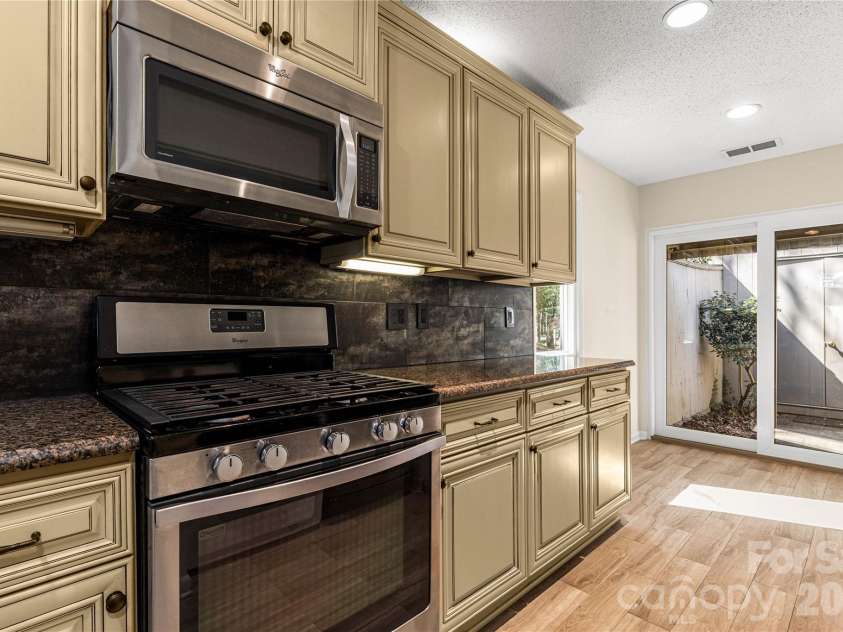 141 Greenridge Road, Clover, SC 29710.  MLS# CAR4357708, YatesRealty ID 6882. 