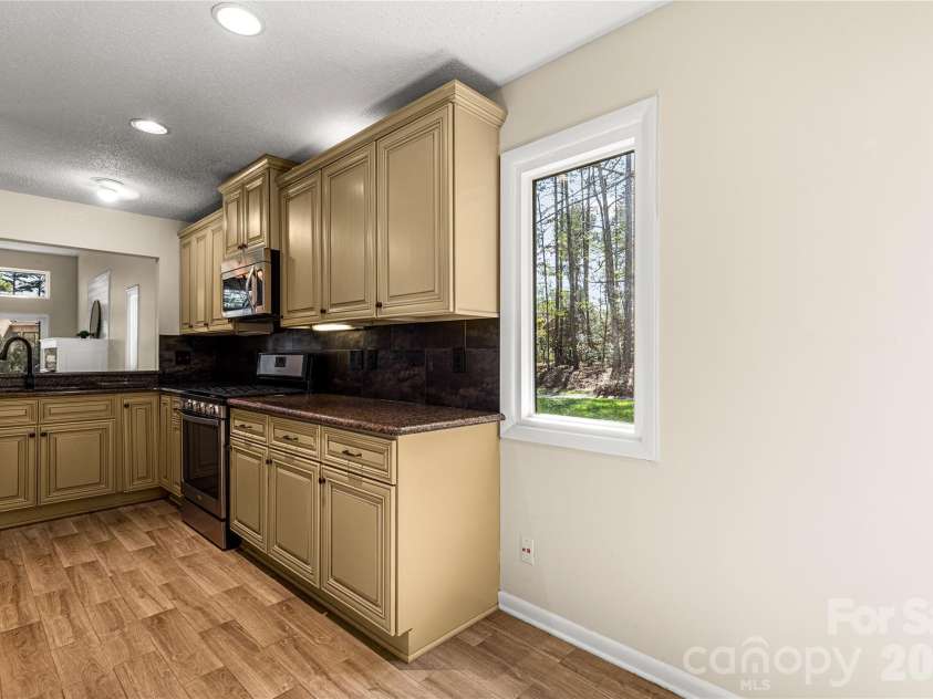 141 Greenridge Road, Clover, SC 29710.  MLS# CAR4357708, YatesRealty ID 6882. 