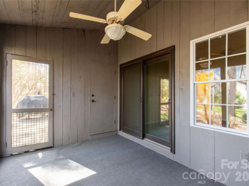 141 Greenridge Road, Clover, SC 29710.  MLS# CAR4357708, YatesRealty ID 6882. 