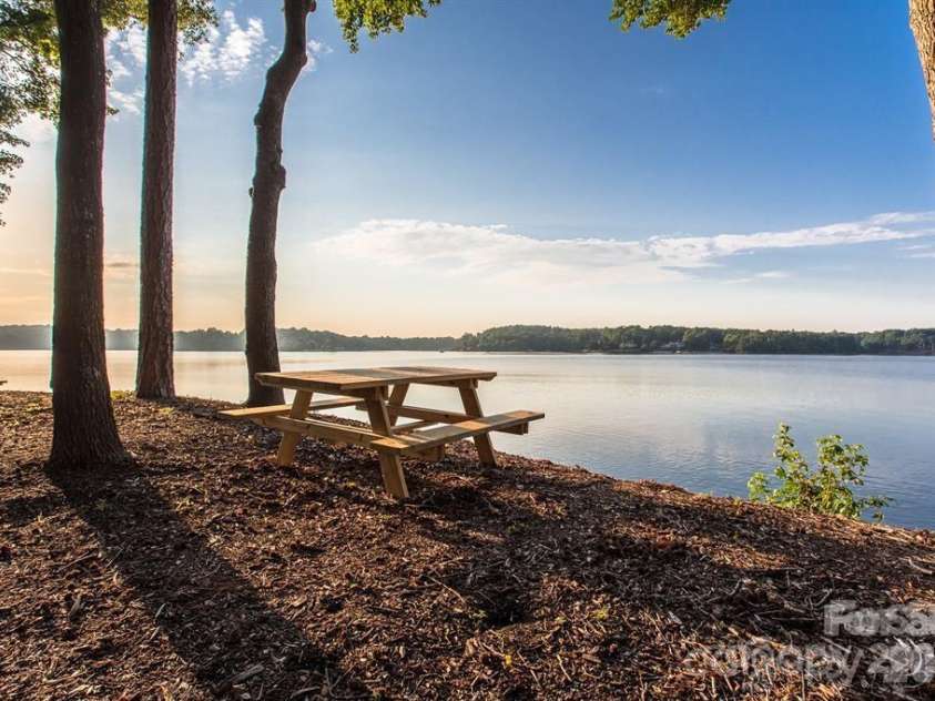 141 Greenridge Road, Clover, SC 29710.  MLS# CAR4357708, YatesRealty ID 6882. 