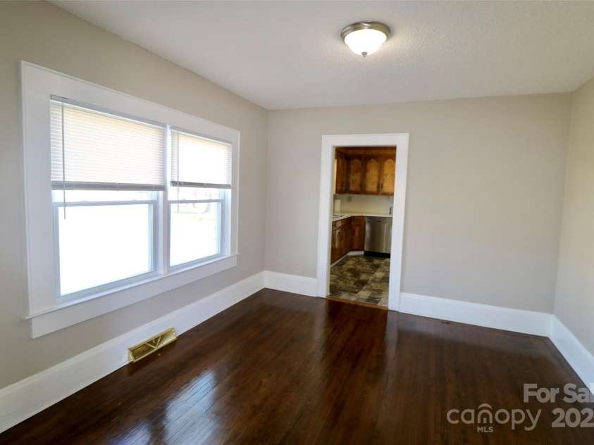 104 9th Street, Bessemer City, NC 28016.  MLS# CAR4225283, YatesRealty ID 6883. 