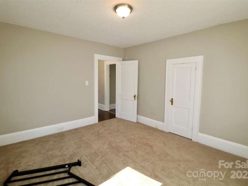 104 9th Street, Bessemer City, NC 28016.  MLS# CAR4225283, YatesRealty ID 6883. 