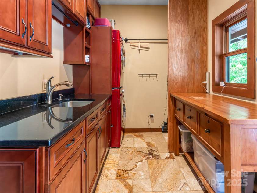 130 Bluff Creek Terrace, Candler, NC 28715.  MLS# CAR4278515, YatesRealty ID 6884. 
