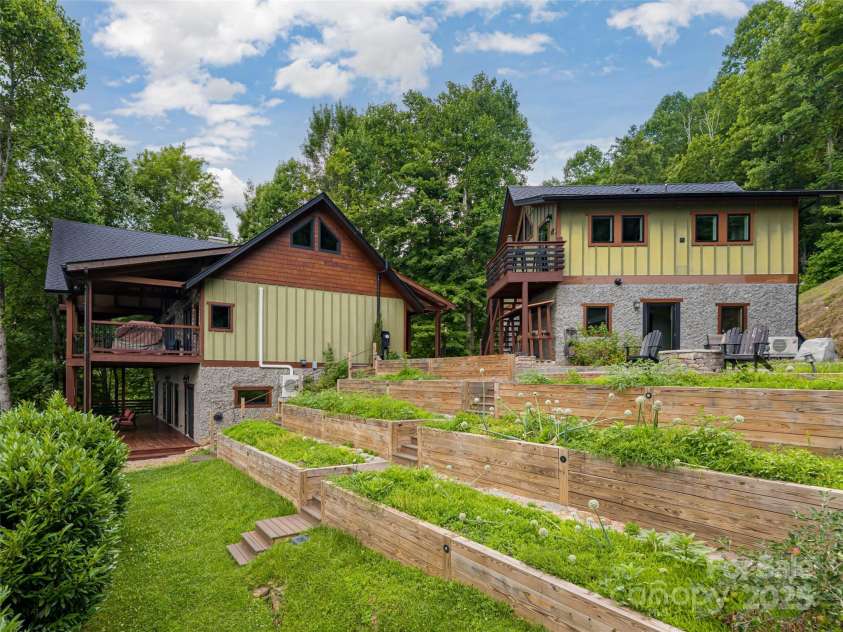 130 Bluff Creek Terrace, Candler, NC 28715.  MLS# CAR4278515, YatesRealty ID 6884. 