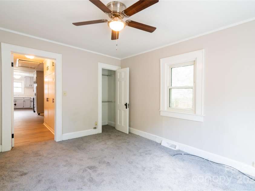 606 19th Avenue, Gastonia, NC 28052.  MLS# CAR4246216, YatesRealty ID 6884. 