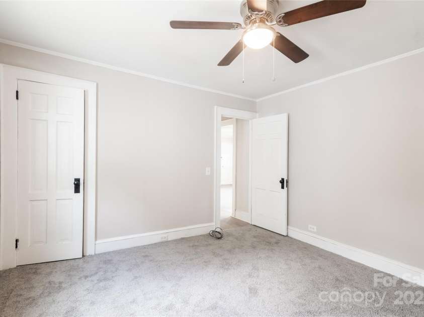 606 19th Avenue, Gastonia, NC 28052.  MLS# CAR4246216, YatesRealty ID 6884. 